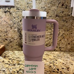 Soft Matte Orchid 30 oz BRAND NEW